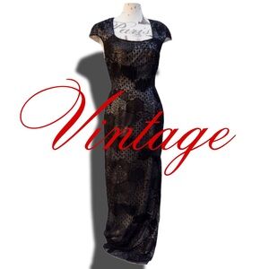 VINTAGE GOWN Black
Glass Beaded Embroidered ---Hand Embrioded Long Goin